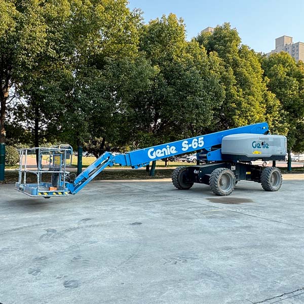 Used Genie S65 Boom lift