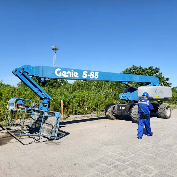 Used Genie S85 Boom lift