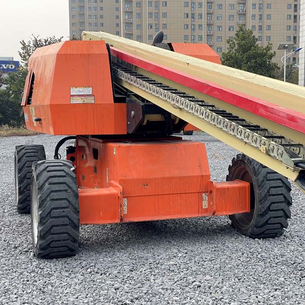 Used JLG 660SJ Boom lift