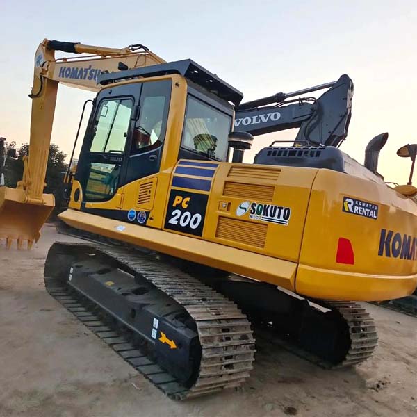 Used KOMATSU PC200 — product image