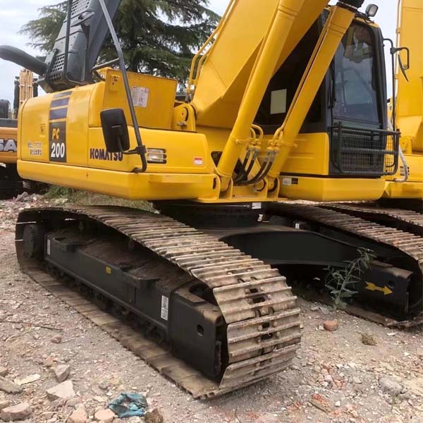 Used KOMATSU PC240 — product image