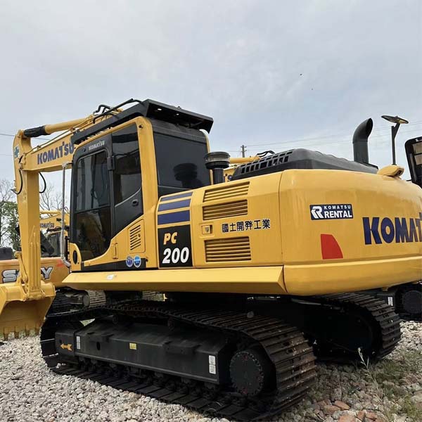 Used KOMATSU PC200 — product image