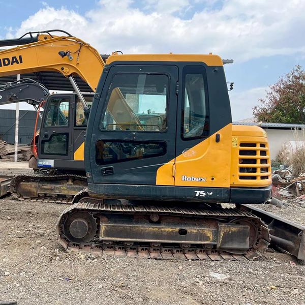 Used HYUNDAI R75VS — product image