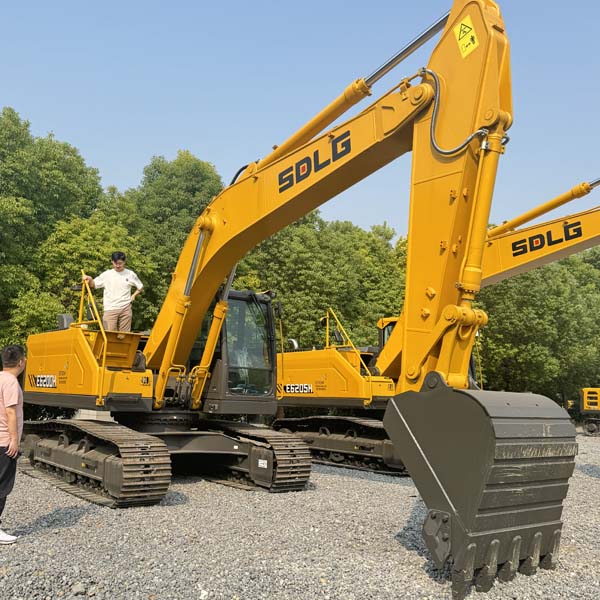 Used SDLG E6200H
