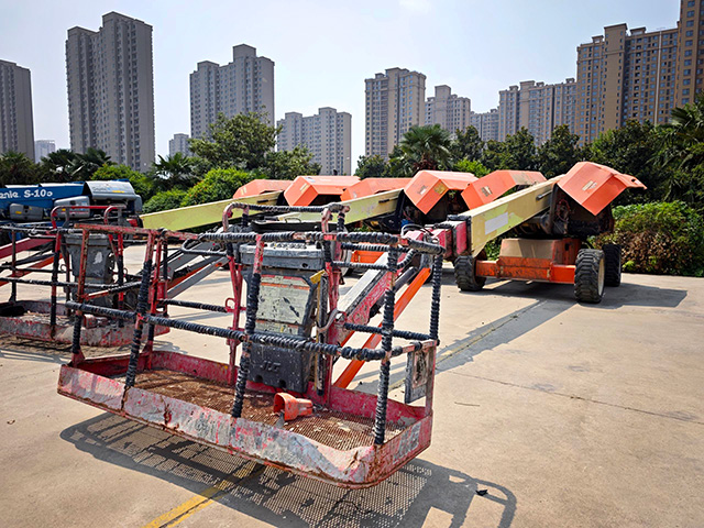 Forklift Buying Guide: Electric vs Diesel, Capacity, Mast Height and What to Inspect