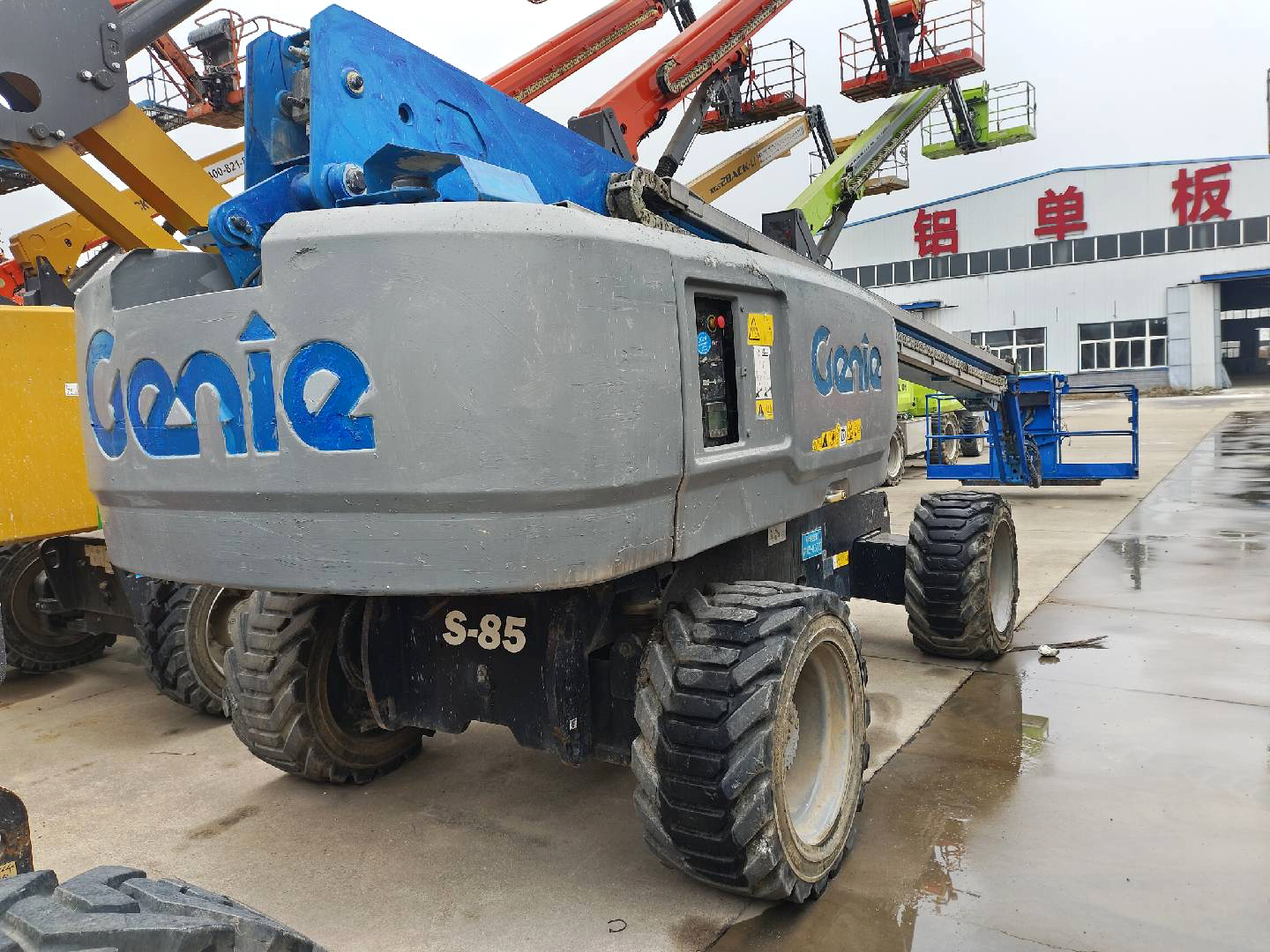 Genie S85 Telescopic Boom Lift – New Arrival