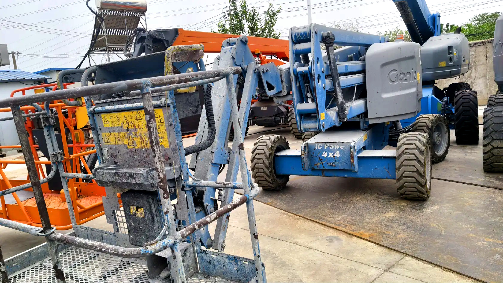 Genie Z45 Articulating Boom Lift – New Arrival Available