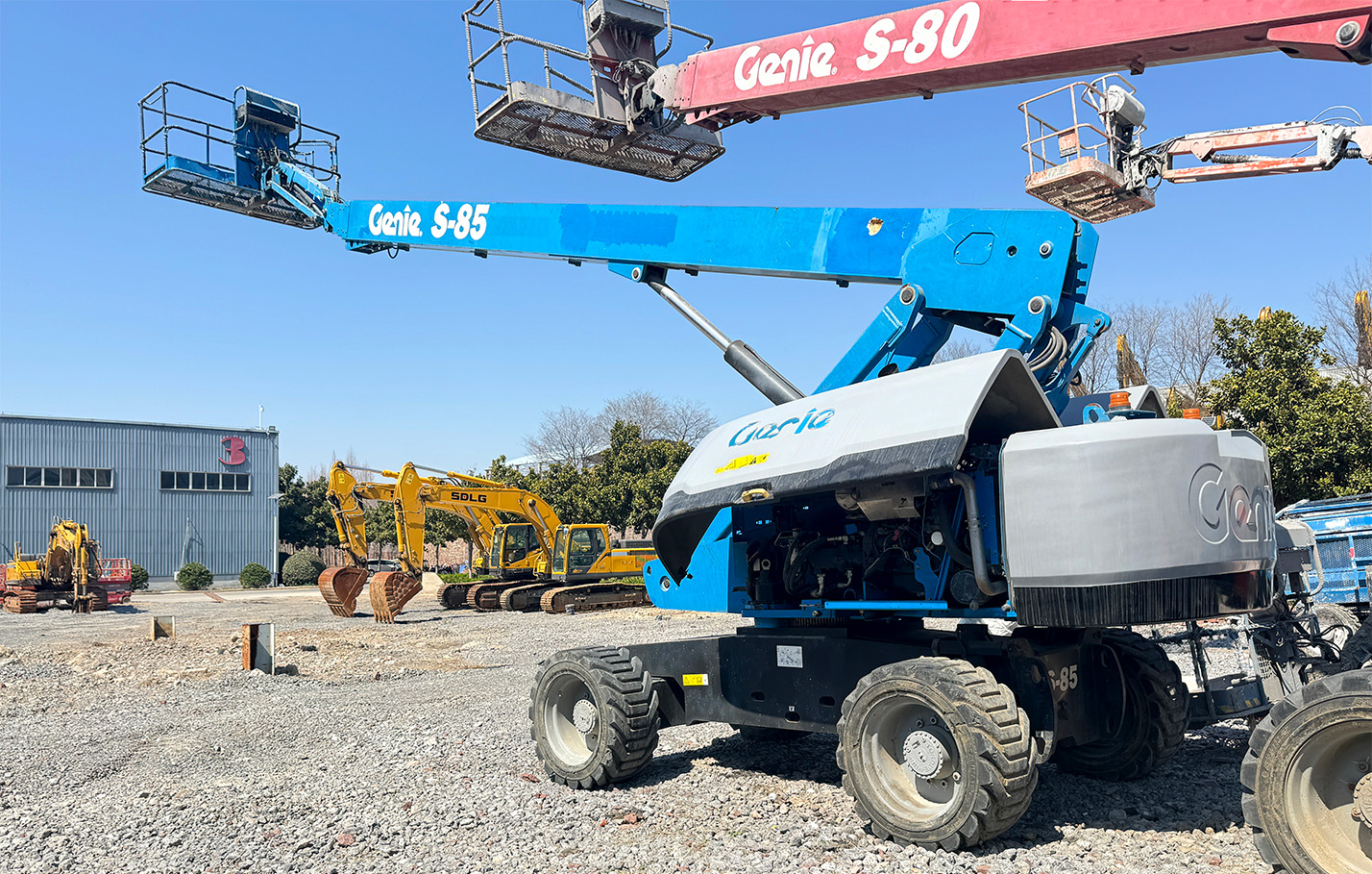 Truck Crane vs Crawler Crane vs Mobile Crane: Choosing the Right Crane for Your Job