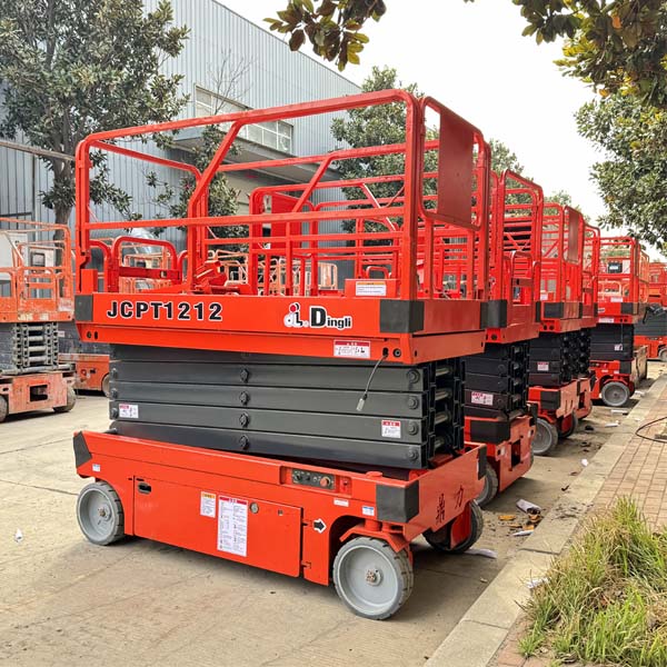 What Does a Safety-Compliant Scissor Lift Look Like?