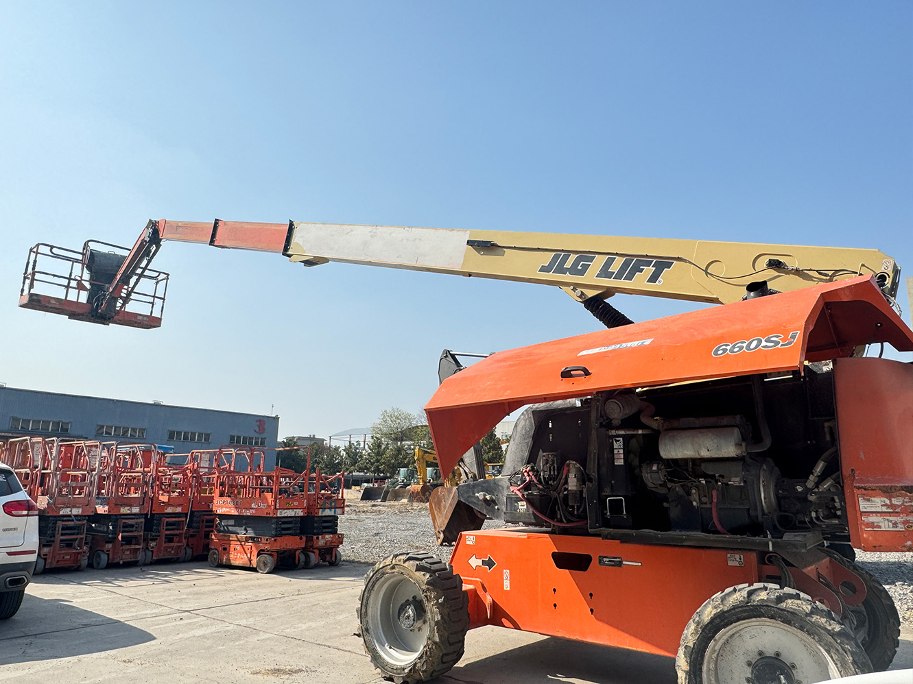 Used JLG 660SJ Telescopic boom lift — product image