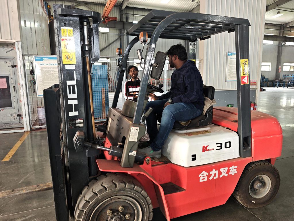 Indian Client Visits Asure Machinery in November — Testing HELI Forklifts and Inspecting Aerial Lifts